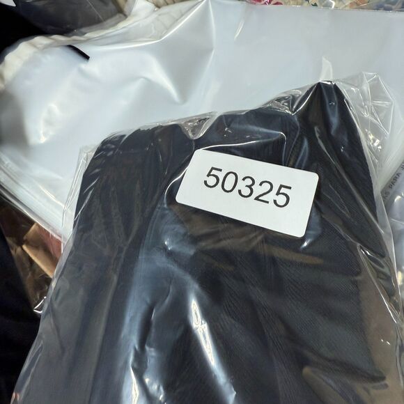 Talbots Button Up Top Women 1X Plus Black V-Neck 3/4 Sleeve Rayon Casual Solid - Picture 7 of 7